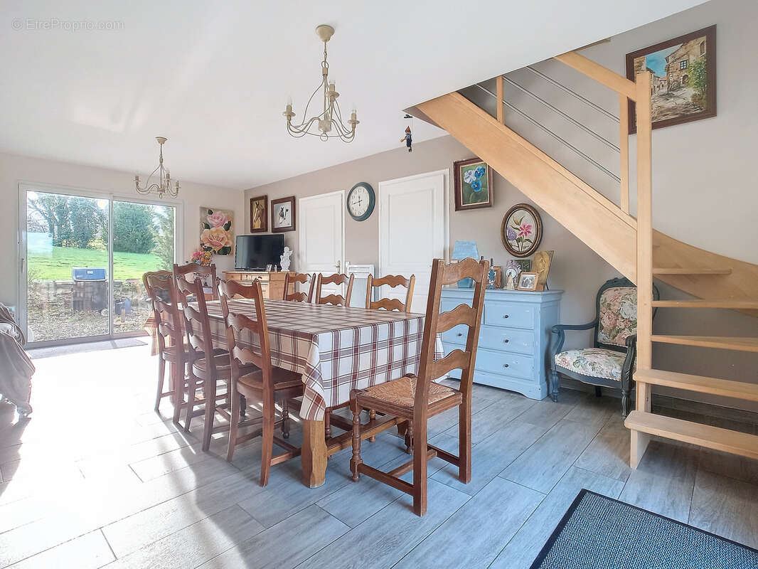 Maison à VILLERS-BOCAGE