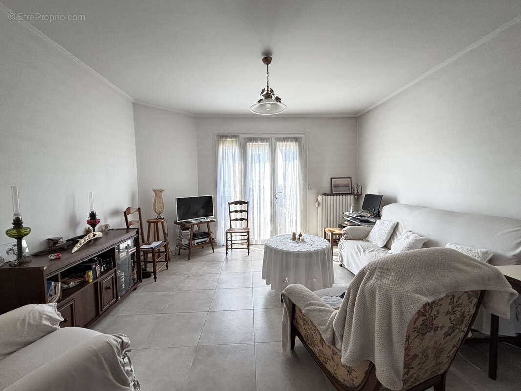 Maison à SARTROUVILLE