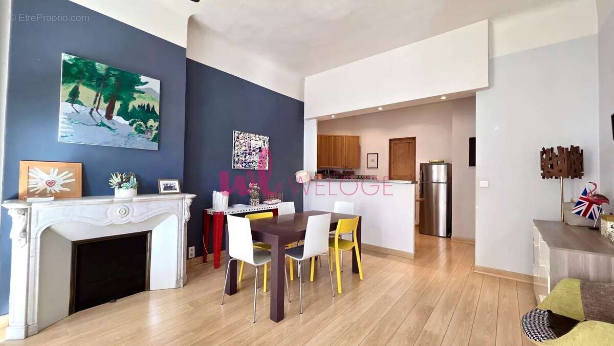 Appartement à MARSEILLE-6E