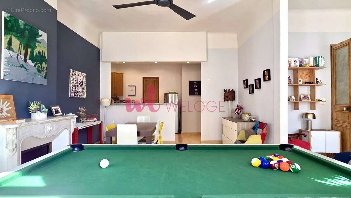 Appartement à MARSEILLE-6E