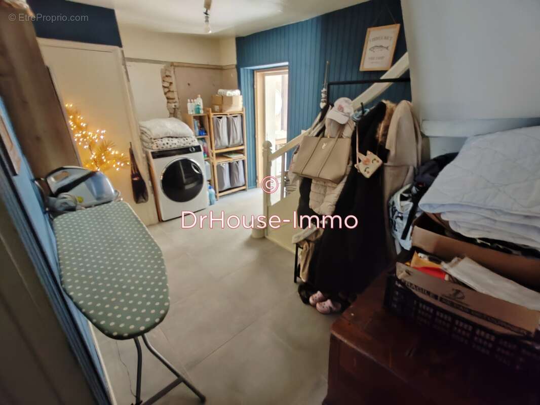 Maison à PORT-DE-PILES