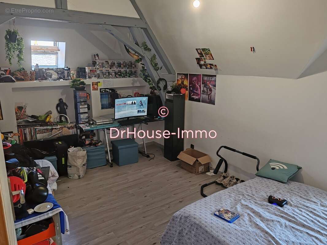 Maison à PORT-DE-PILES