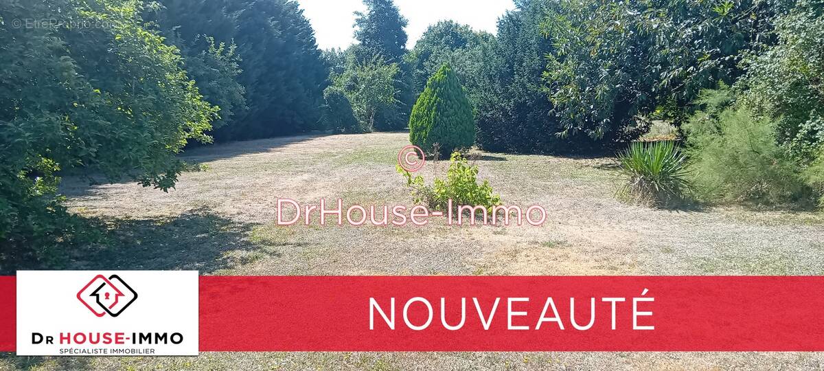 Terrain à MAZIERES-DE-TOURAINE