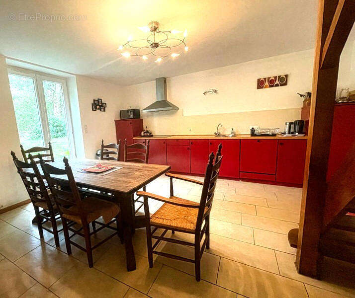 GITE - Maison à ASNIERES-SUR-BLOUR