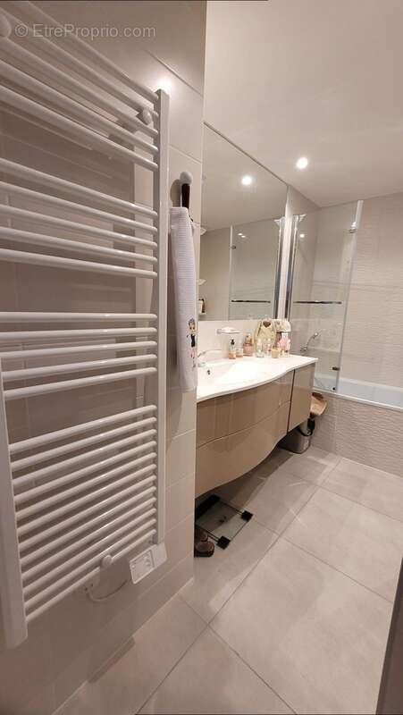 Appartement à CASTELNAU-LE-LEZ