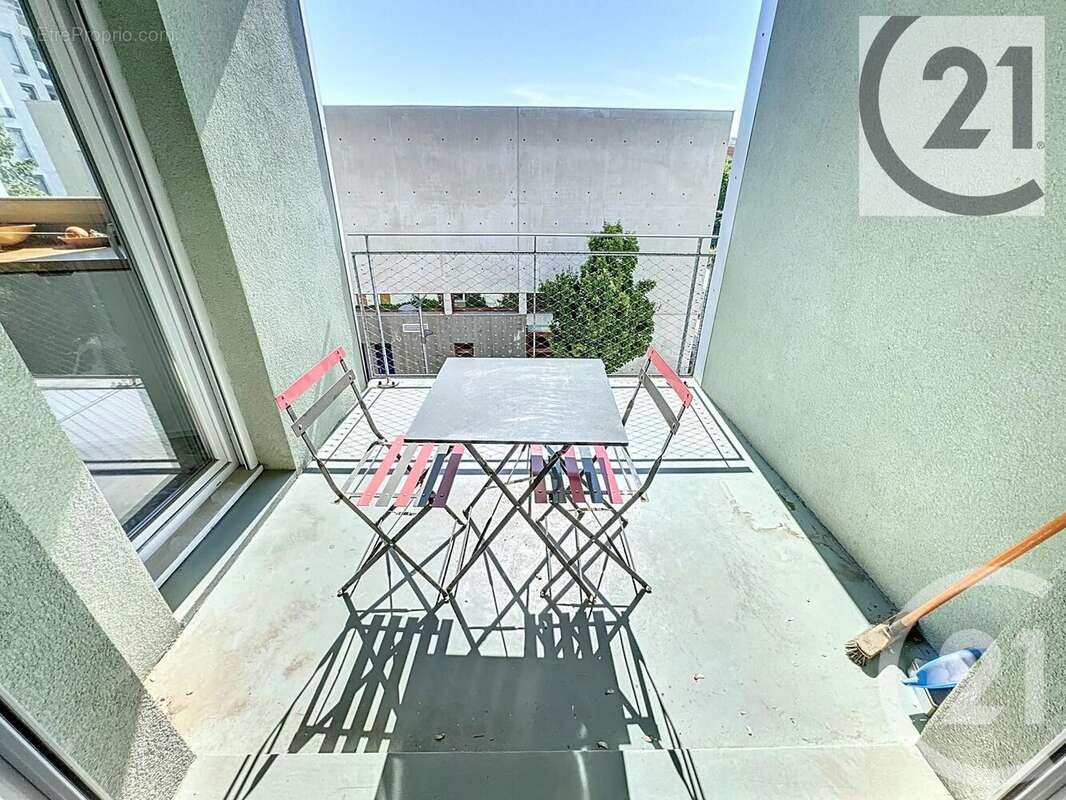 Appartement à LYON-9E