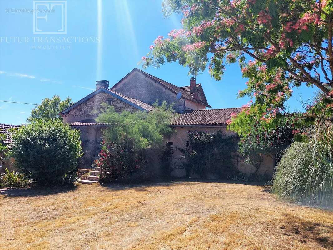 Maison à LA CHAPELLE-FAUCHER