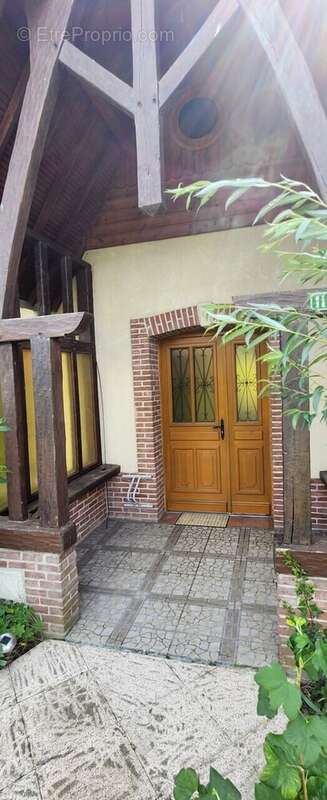 Maison à BELLENGREVILLE