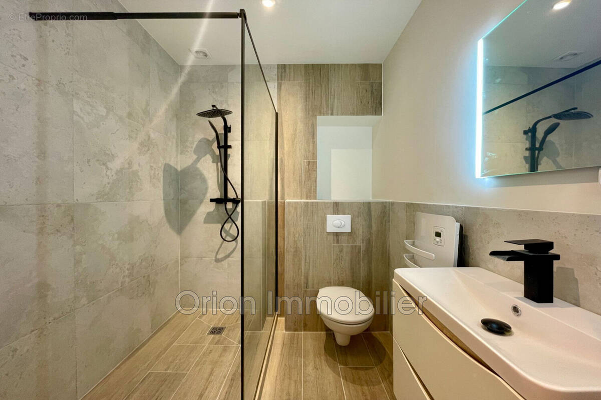 Appartement à LE CANNET