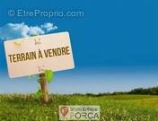 Terrain à REMBERCOURT-SUR-MAD