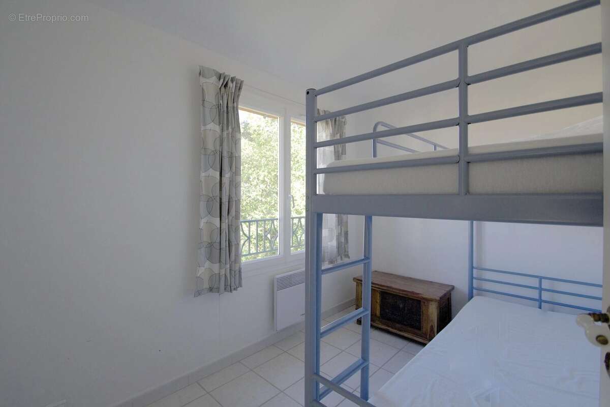 Maison à ROQUEBRUNE-SUR-ARGENS