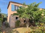Maison à ROQUEBRUNE-SUR-ARGENS