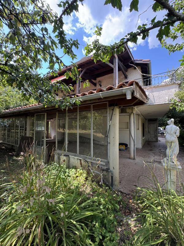 Maison à SAINT-GENIS-LAVAL