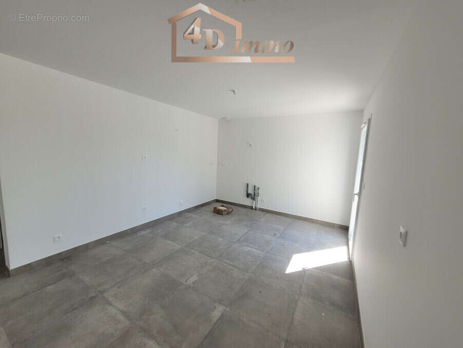 Maison à SAINT-ALBAN-AURIOLLES