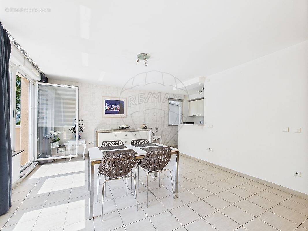 Appartement à APACH