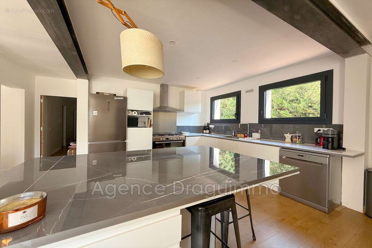 Maison à DRAGUIGNAN