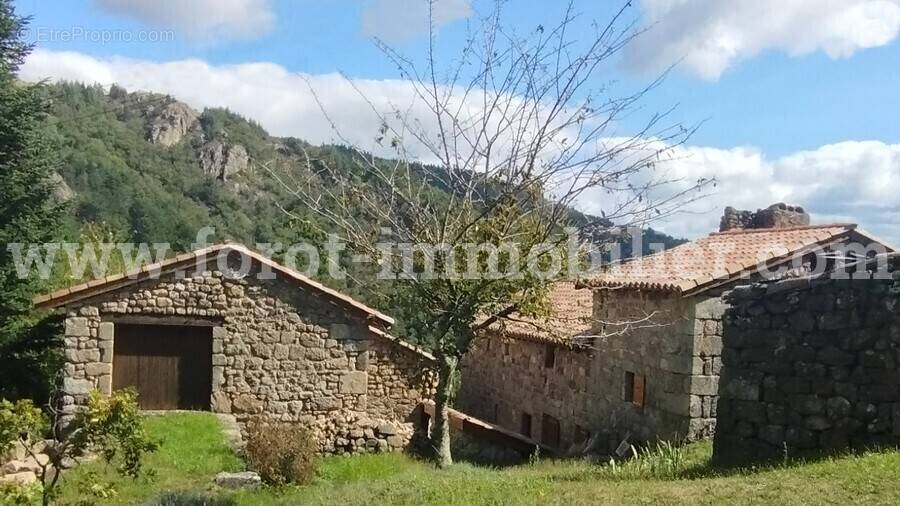 Maison à LE CHEYLARD