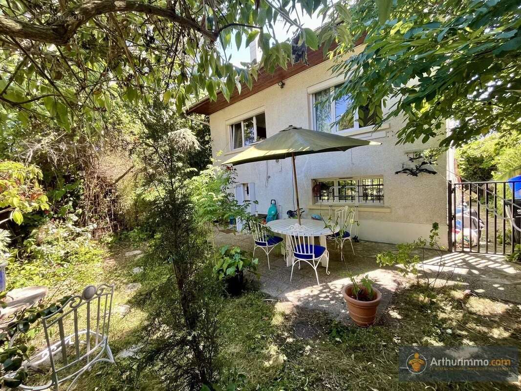 Maison à LIVRY-GARGAN