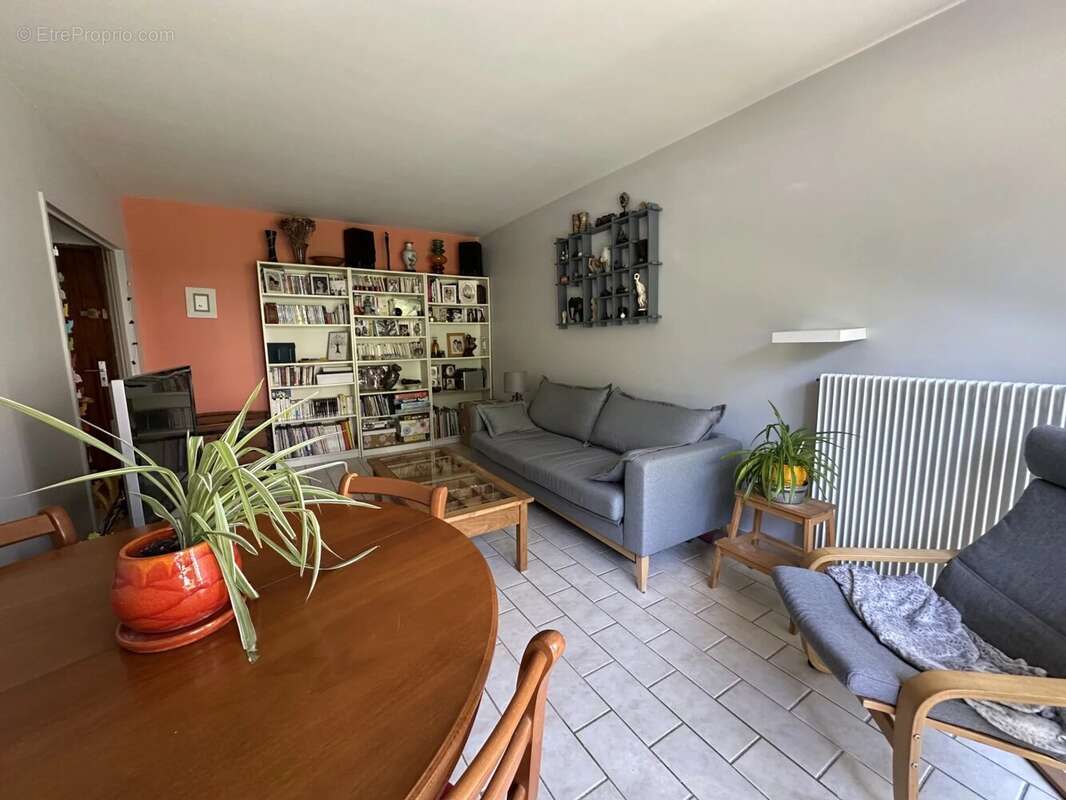Appartement à MAUREPAS