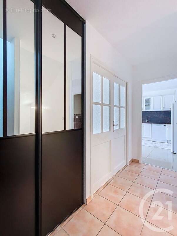 Maison à PEYRESTORTES