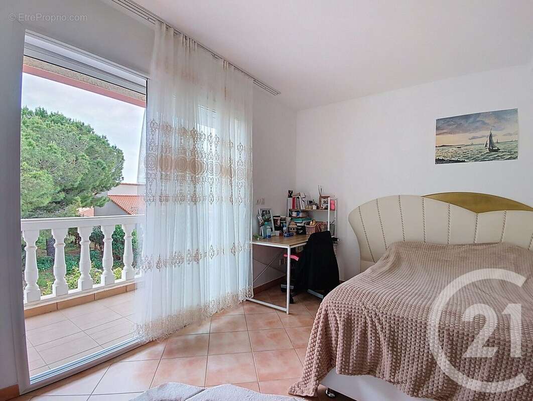 Maison à PEYRESTORTES