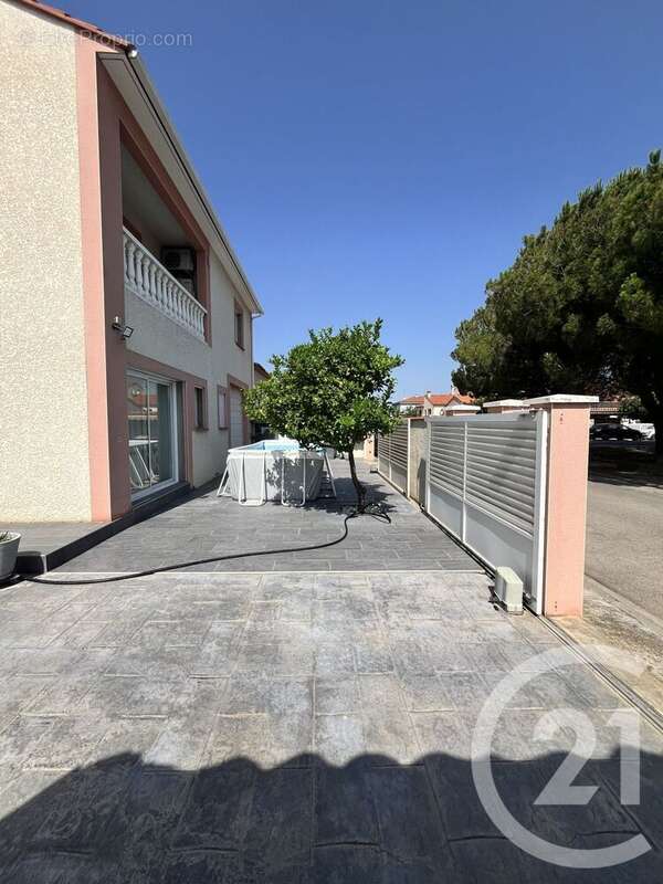 Maison à PEYRESTORTES