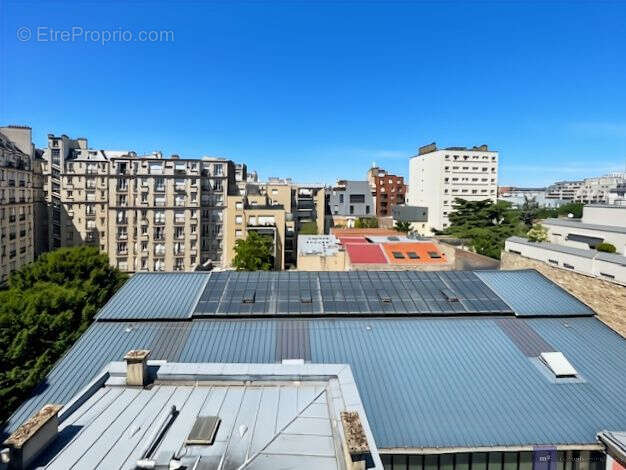 Appartement à PARIS-14E