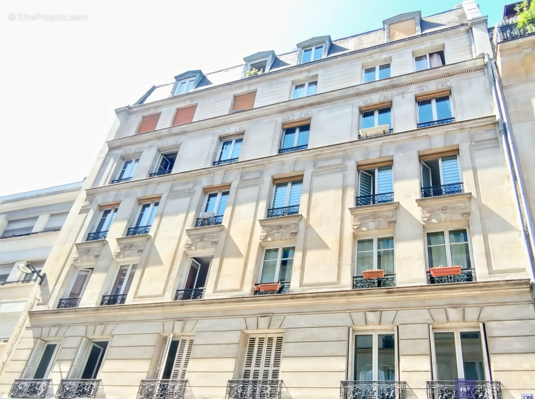 Appartement à PARIS-11E