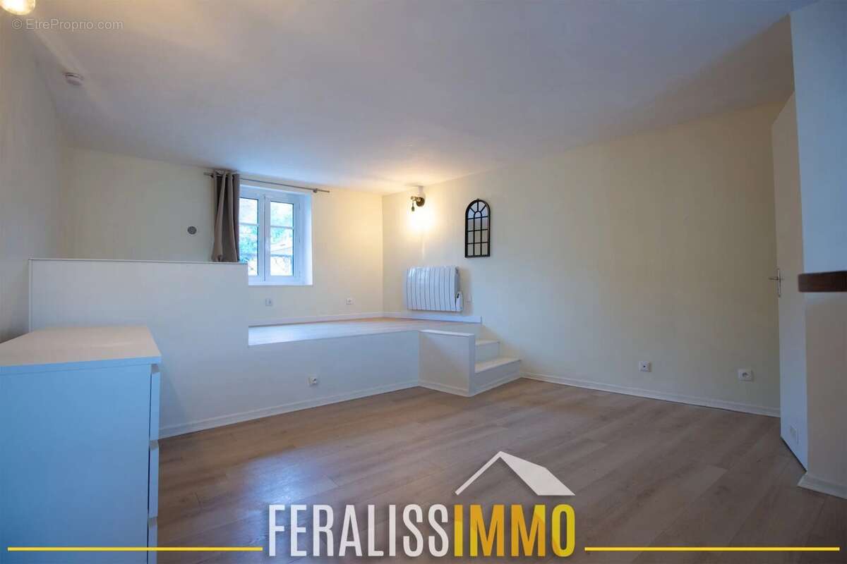 Appartement à VAUREAL