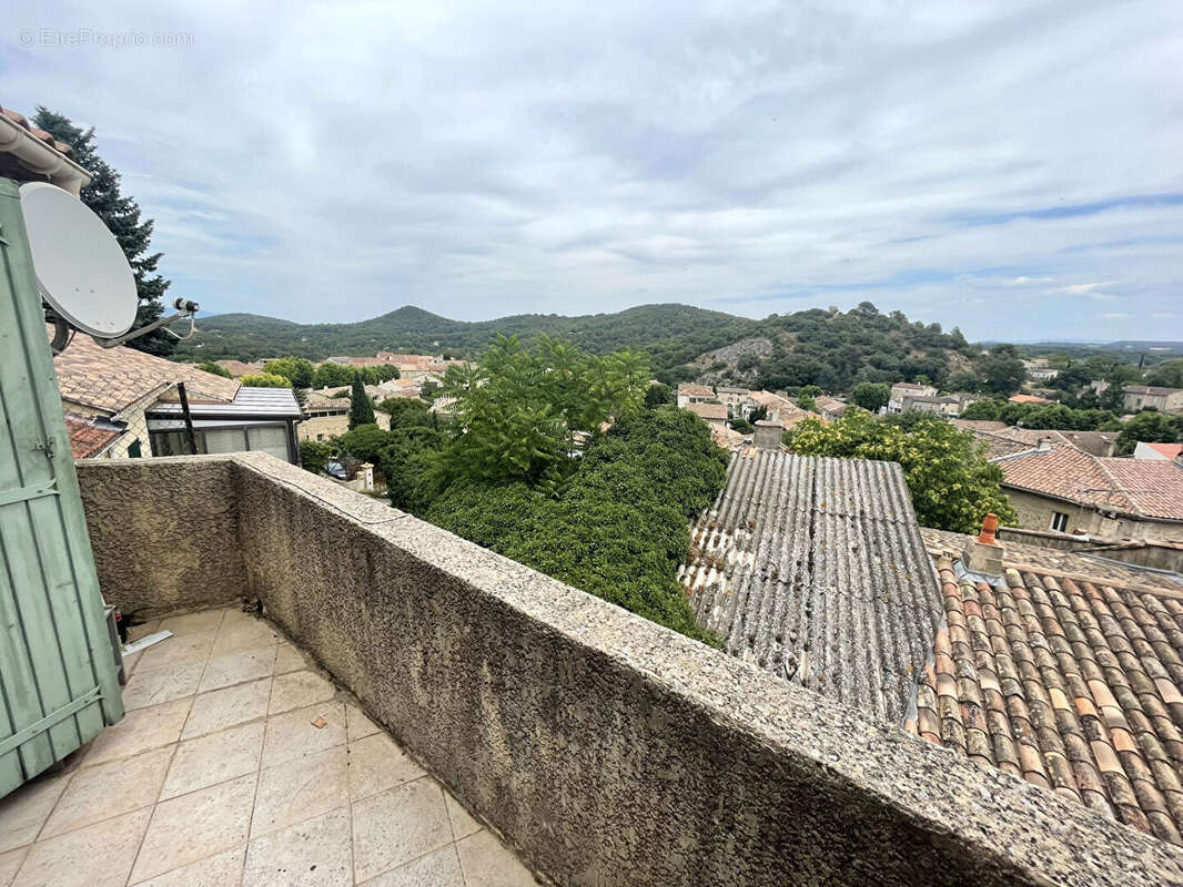 Appartement à ROGNES