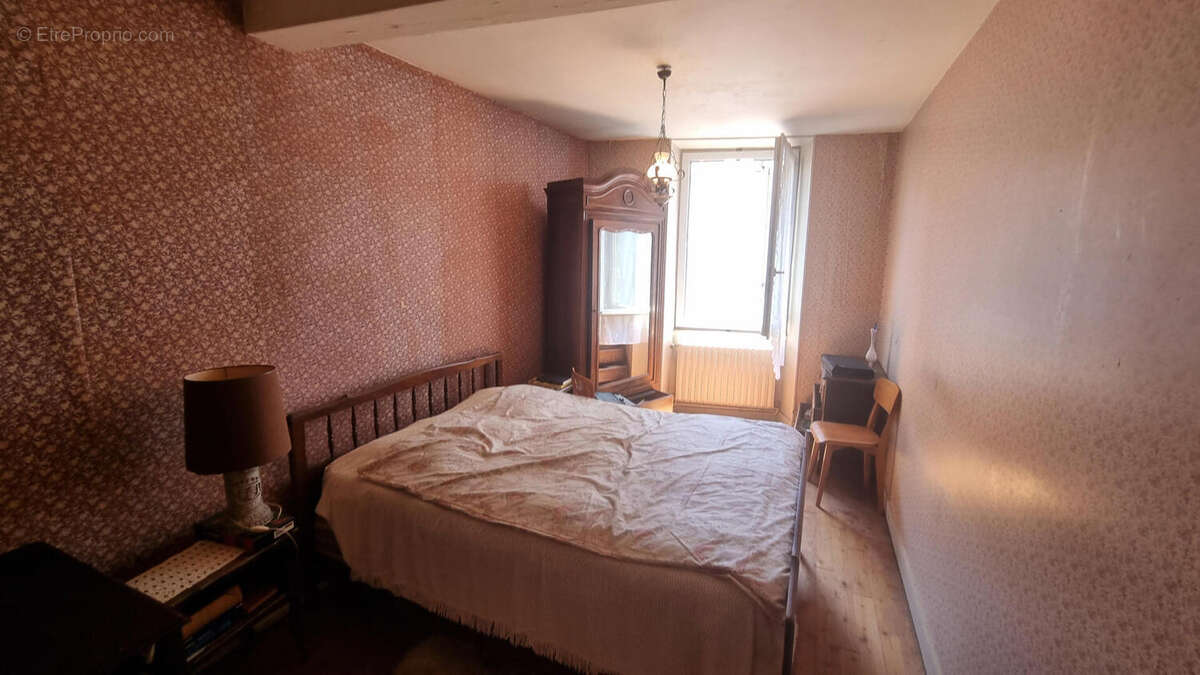 20250701_140632 - Maison à PIEGUT-PLUVIERS