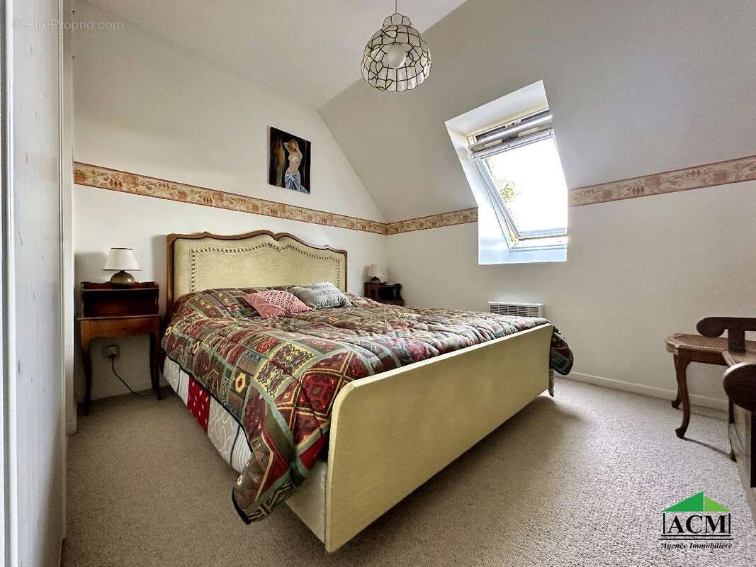 Maison à MERY-SUR-OISE