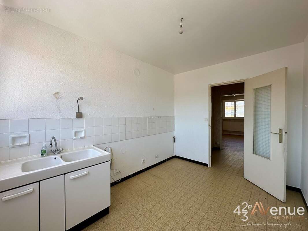 Appartement à SAINT-ETIENNE