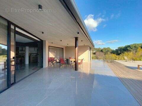 Maison à LA CADIERE-D'AZUR