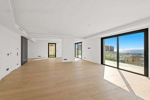 Appartement à CAP-D'AIL