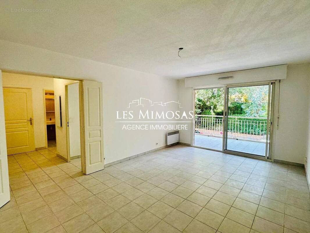 Appartement à FREJUS
