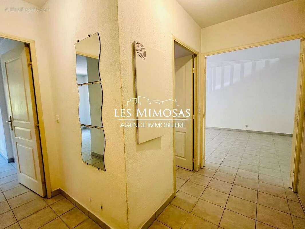 Appartement à FREJUS