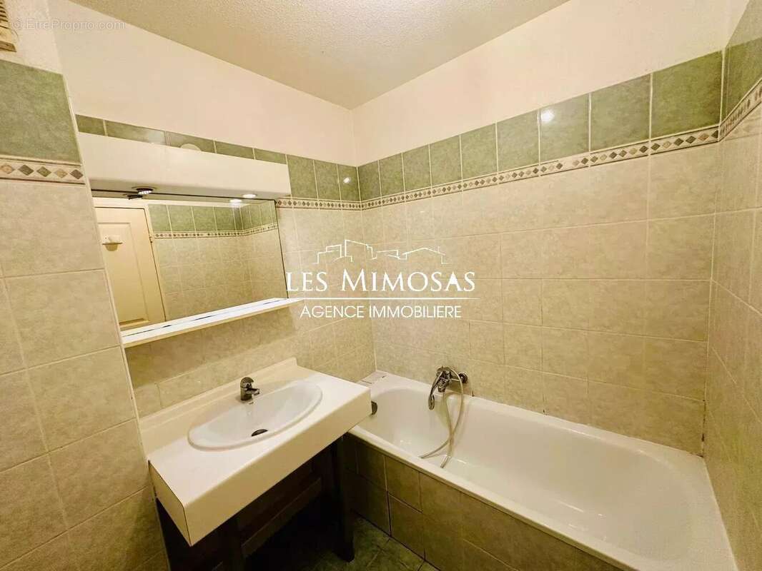 Appartement à FREJUS