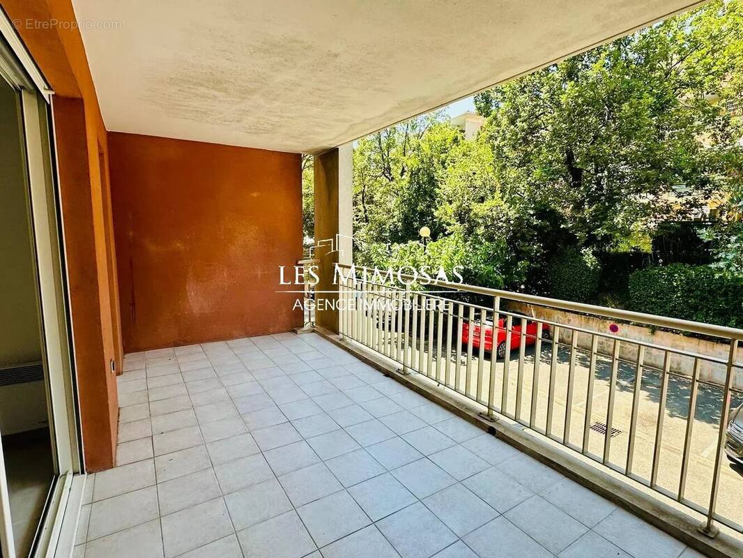 Appartement à FREJUS