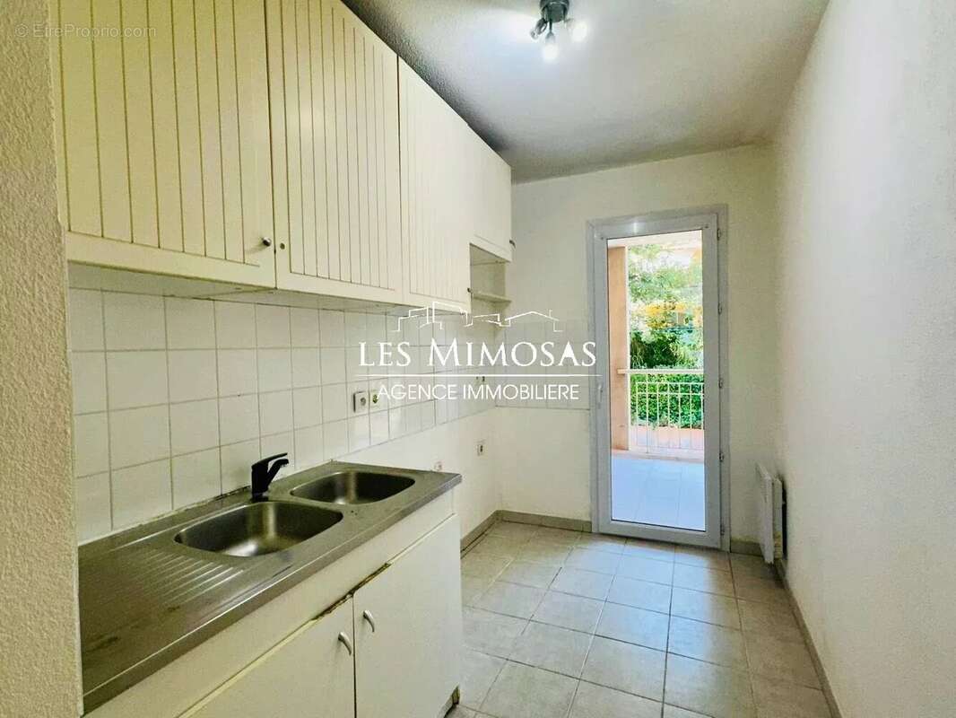 Appartement à FREJUS