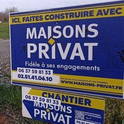 Terrain à LA ROCHE-SUR-YON