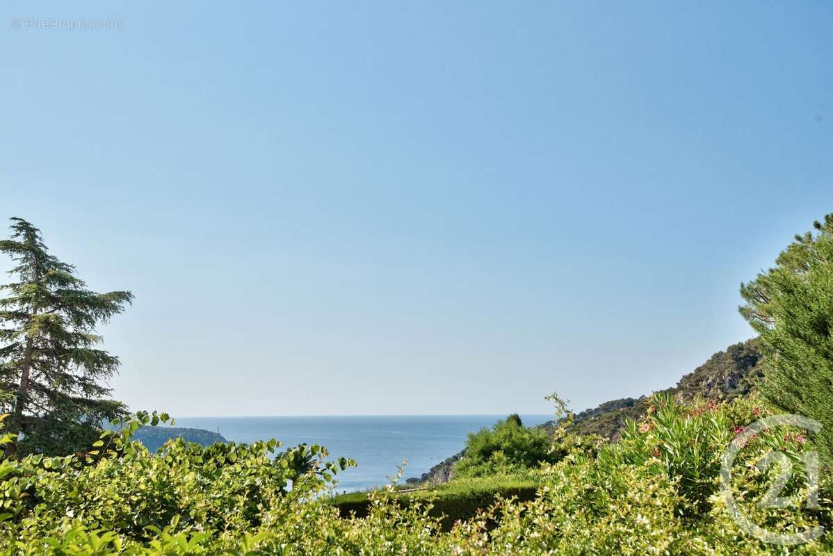 Appartement à VILLEFRANCHE-SUR-MER