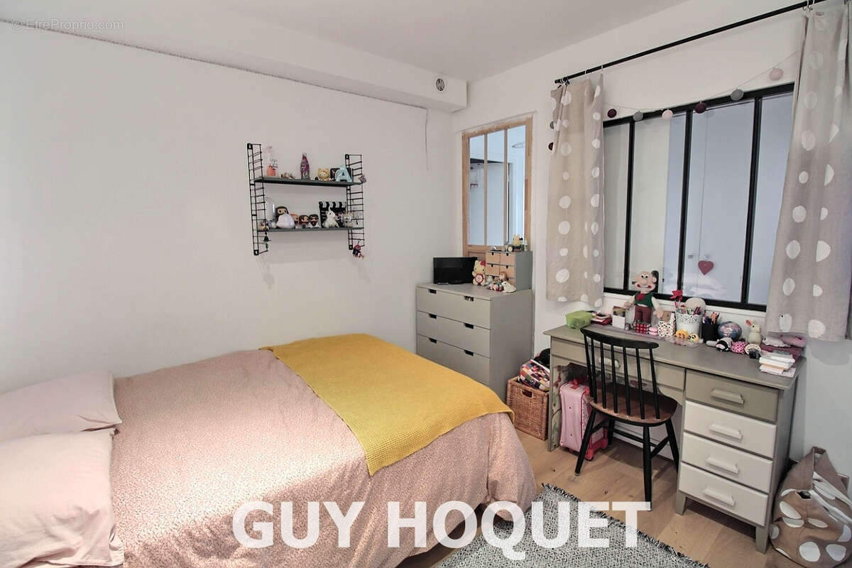 Appartement à SURESNES