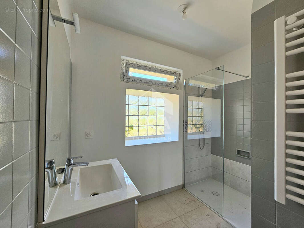 Maison à LANCON-PROVENCE