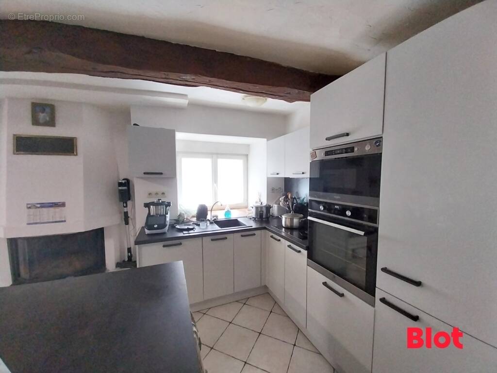 Maison à MINIAC-MORVAN