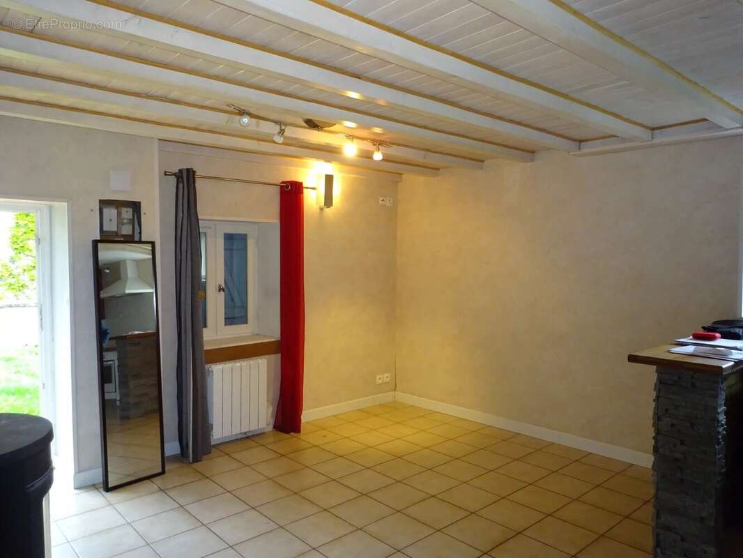 Maison à MARTRES-SUR-MORGE