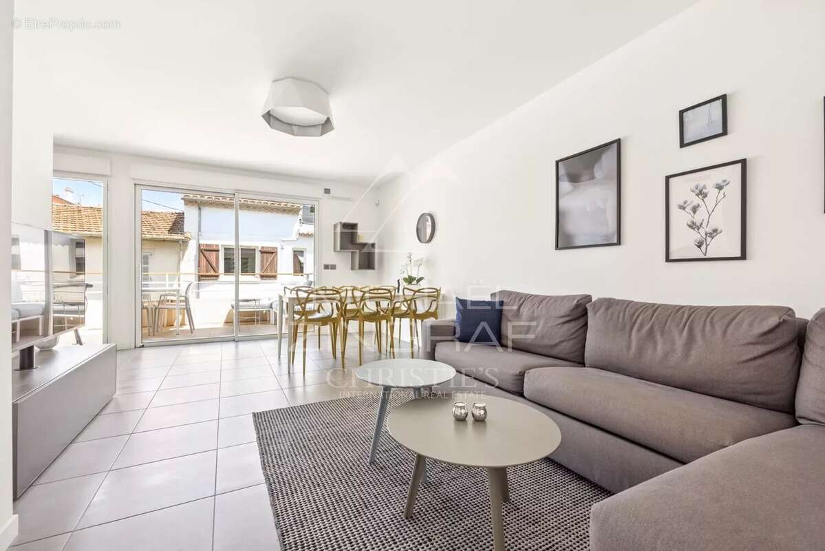 Appartement à CANNES