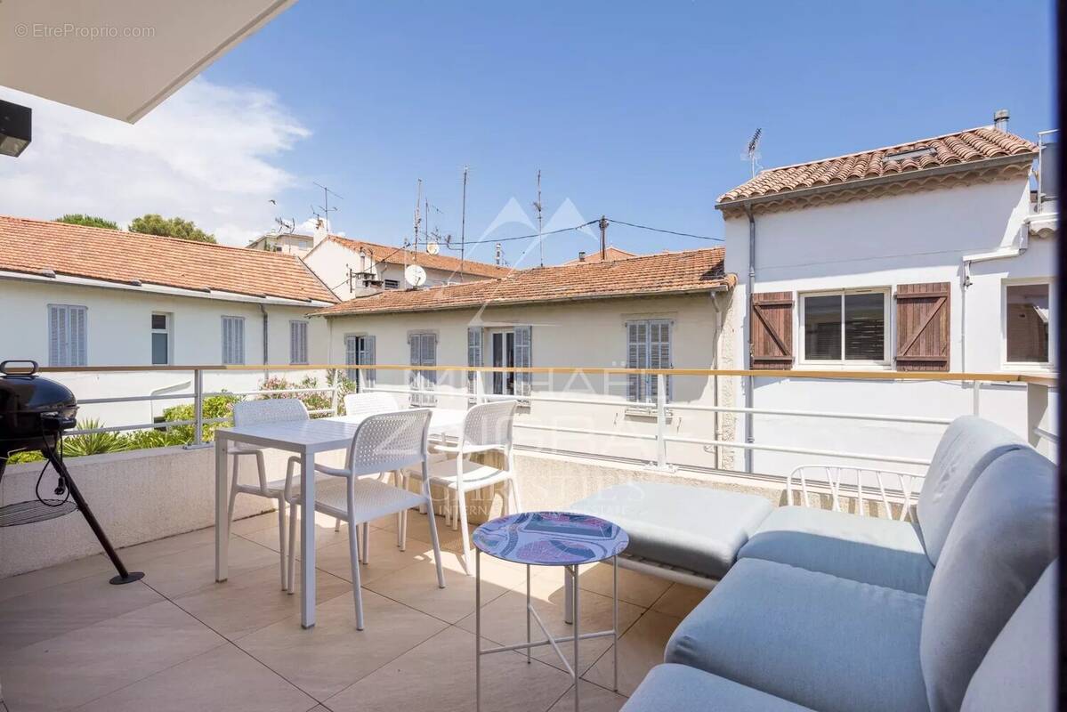 Appartement à CANNES