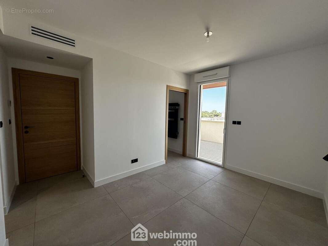 Appartement à CASTRIES