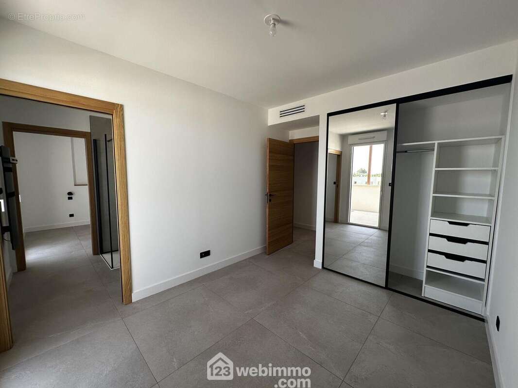 Appartement à CASTRIES